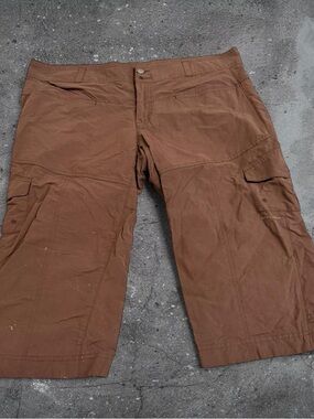 Columbia brown cargo capri pants baggy gorpcore grunge y2k